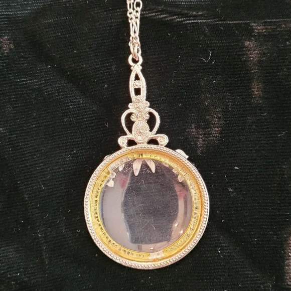 Silvertone Magnifying Glass Crystal Pendant Necklace - Picture 3 of 5